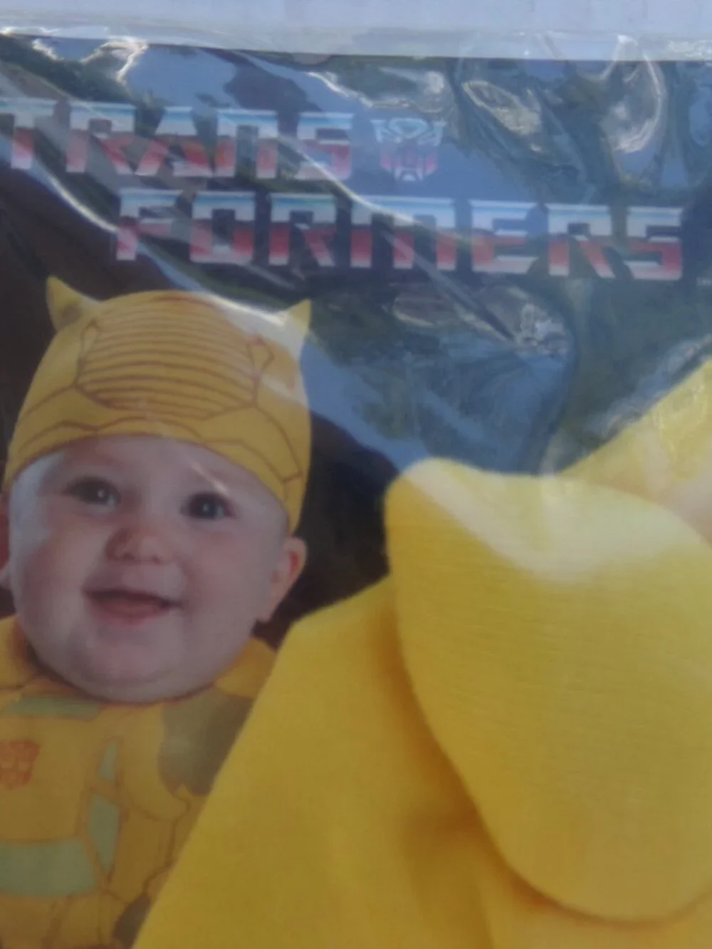 New Trans Formers Baby Bib Hat Costume Bumblebee Bourdon Size 0-12 months